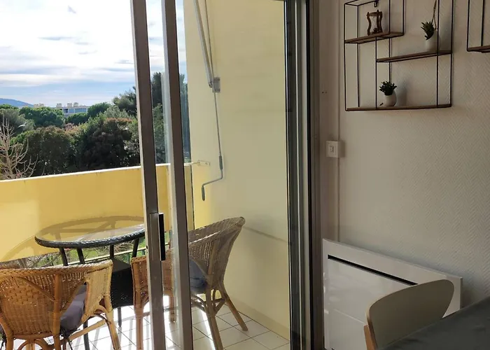 アパート 2 Etoiles Avec Loggia Et Proche Des Thermes - Fr-1-571-52 *